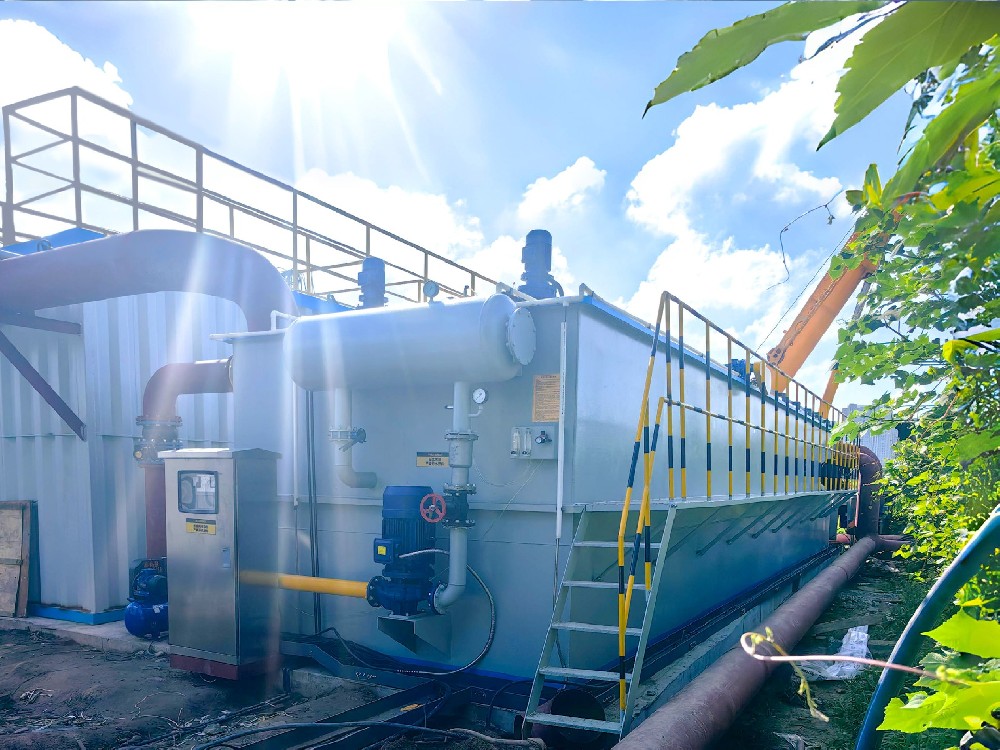 除磷氣浮機(jī)：河道治理的“除磷利器”